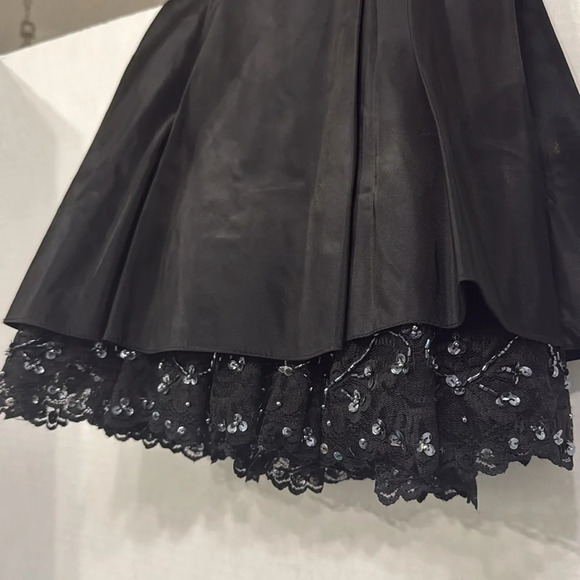 Vintage Black JS Collection Y2K Midi Skirt with Lace Trim Wedding Guest Size 10 - Picture 7 of 7